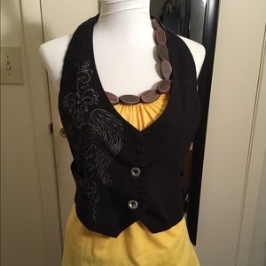 Fashion vest