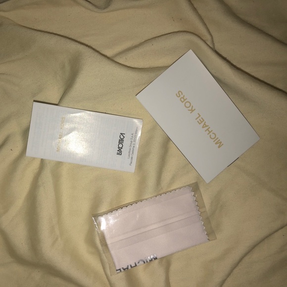 Michael Kors Sunglasses - Picture 5 of 5