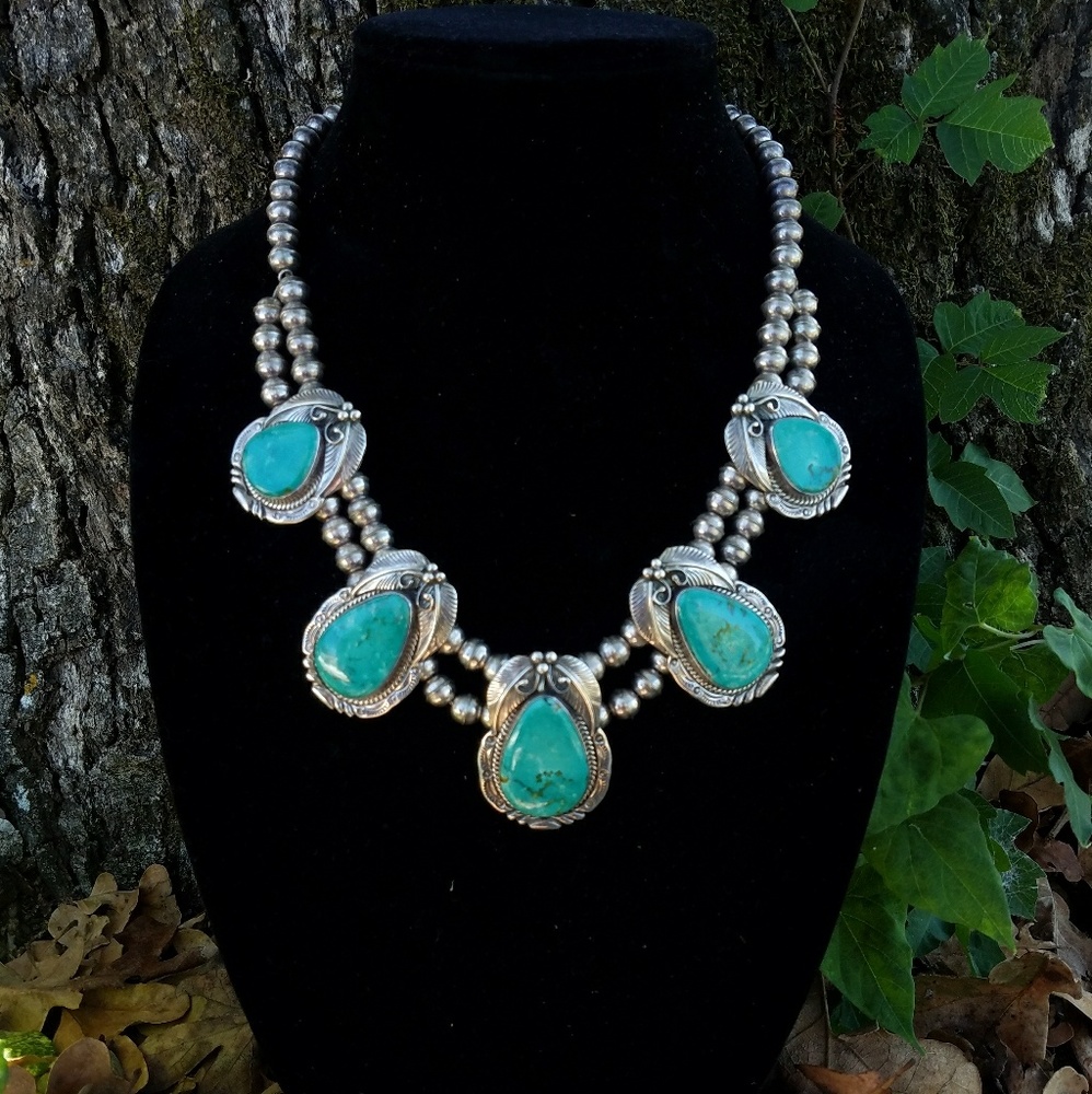 💥SOLD💥Vintage Sterling Squash Necklace