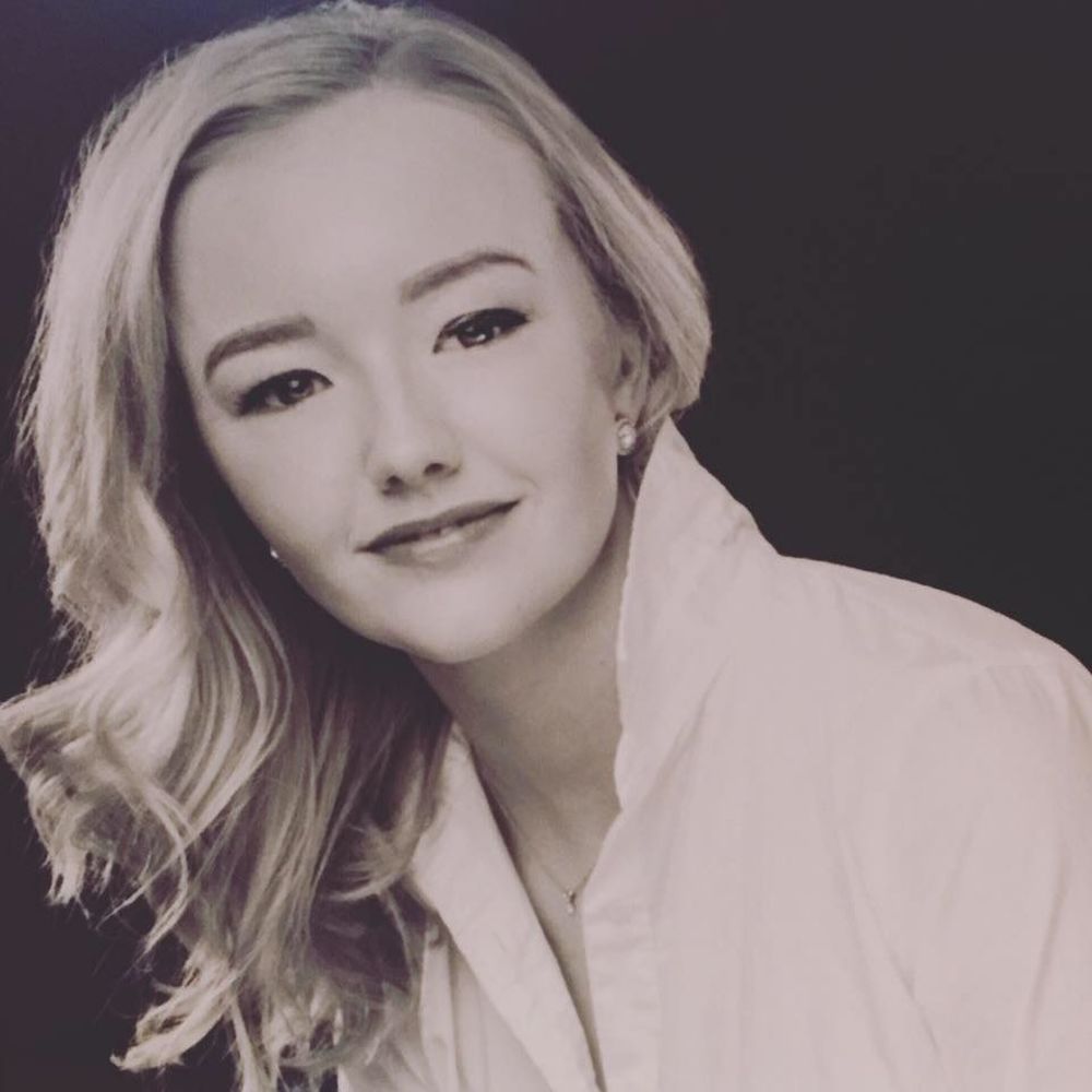 Meet your Posher, Olivia