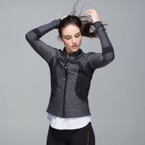 NWOT Lululemon Find Your Bliss Jacket Reversible 8