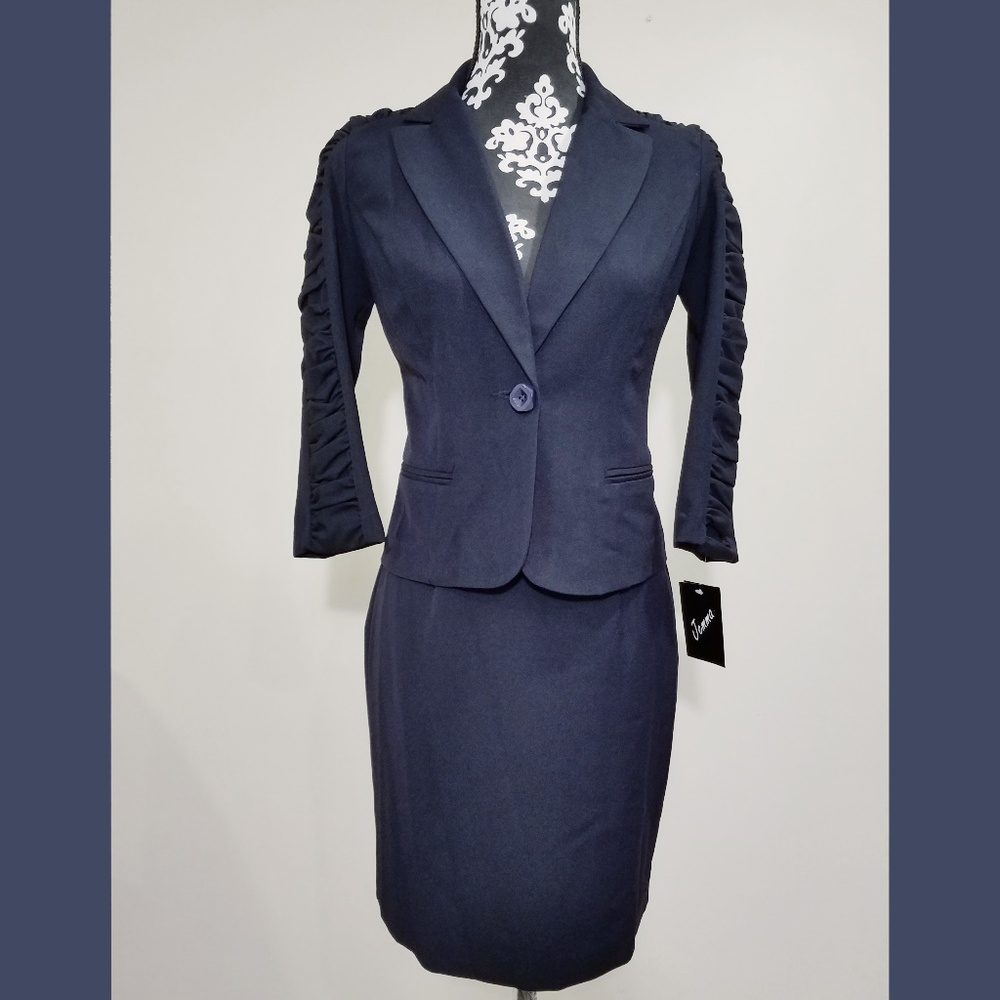 ❤ FREE IN BOGO SALE! Navy Blue Skirt Suit