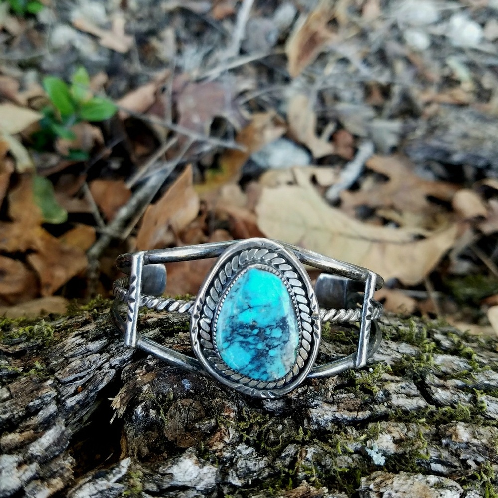 Vintage Sterling Turquoise Cuff