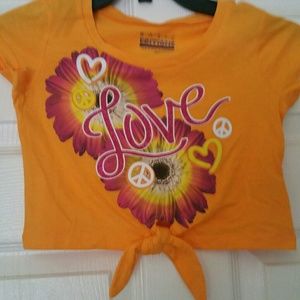 Girls graphic Tie- front Top.