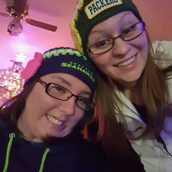 Meet your Posher, Mel - Picture 1 of 1