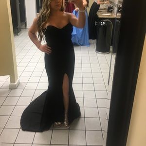 Black Mermaid Gown