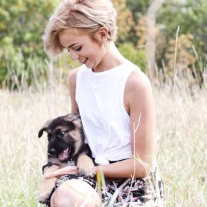 Meet your Posher, Lauren