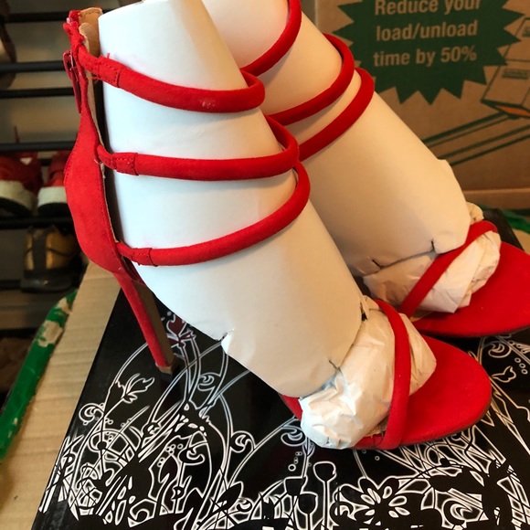 BRAND NEW RED PUMPS DIFFERENT SIZES - Picture 2 of 6