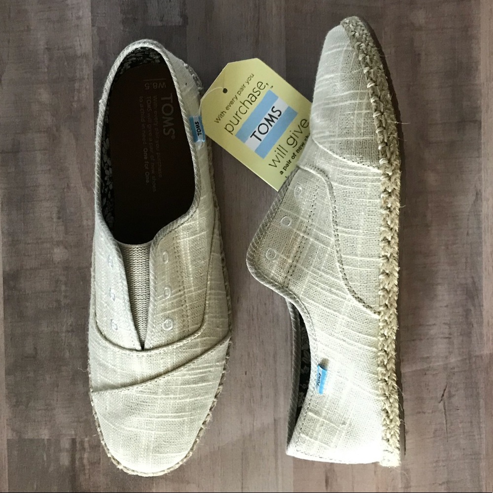 NWT Womens TOMS