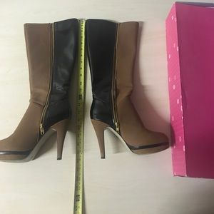 Brown and black heeled boots, Murial style, VEUC!