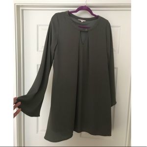 Olive key hole dress
