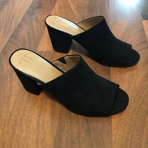 Slip on block heels. Open toe