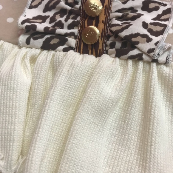 Cream & Tan Leopard Ruffle Set - Picture 2 of 4