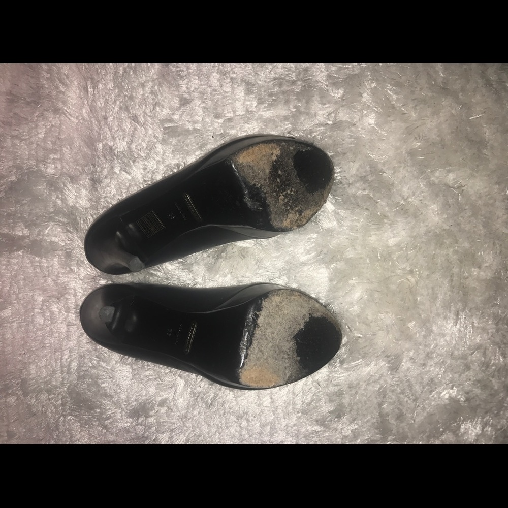 Burberry Heels - Picture 4 of 4
