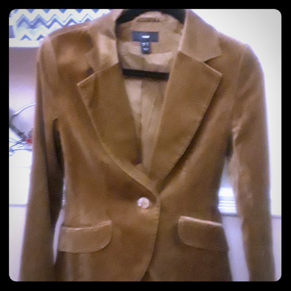 H and m velvet blazer.