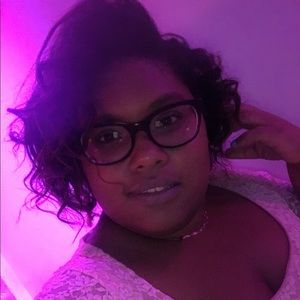 Meet your Posher, Jesenia