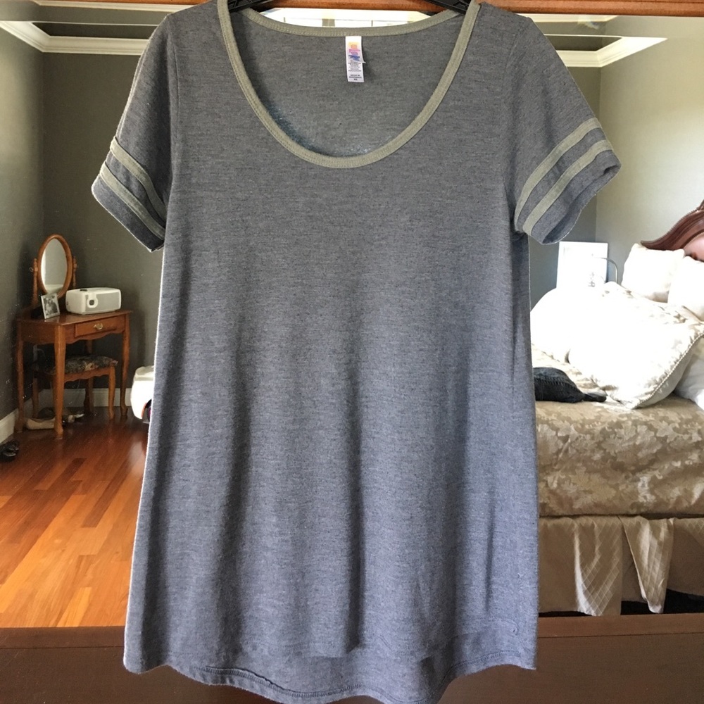 LuLaRoe Classic T-shirt