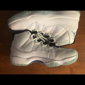 Jordan retro 11s