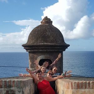 Meet your Posher, Claudia