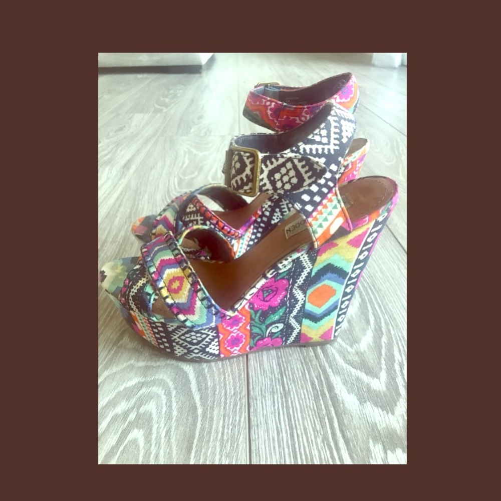Pre Owned Steve Madden Winonna Wedge Sz 8