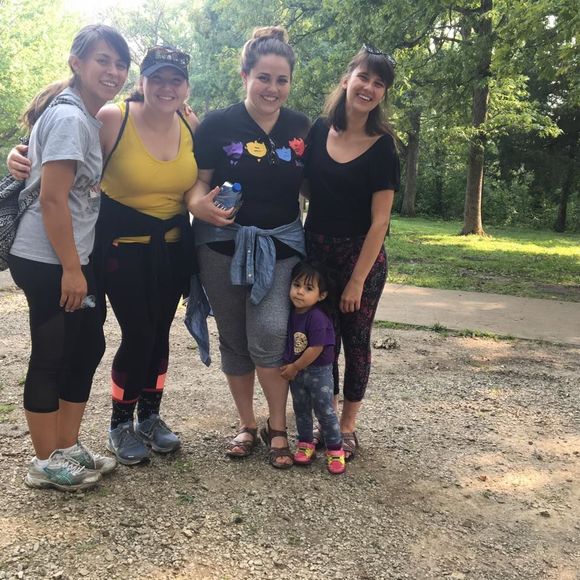 Meet your Posher, Jessica - Picture 2 of 2