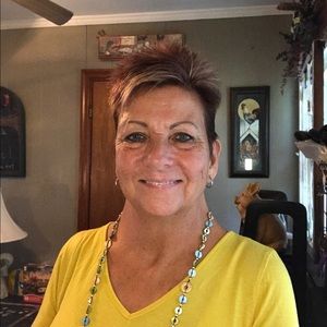 Meet your Posher, Dixie