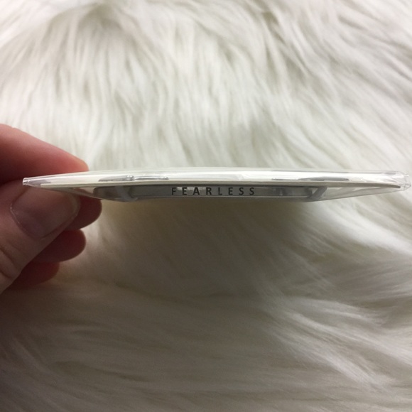 “Fearless” Silver Message Bracelet - Picture 3 of 4