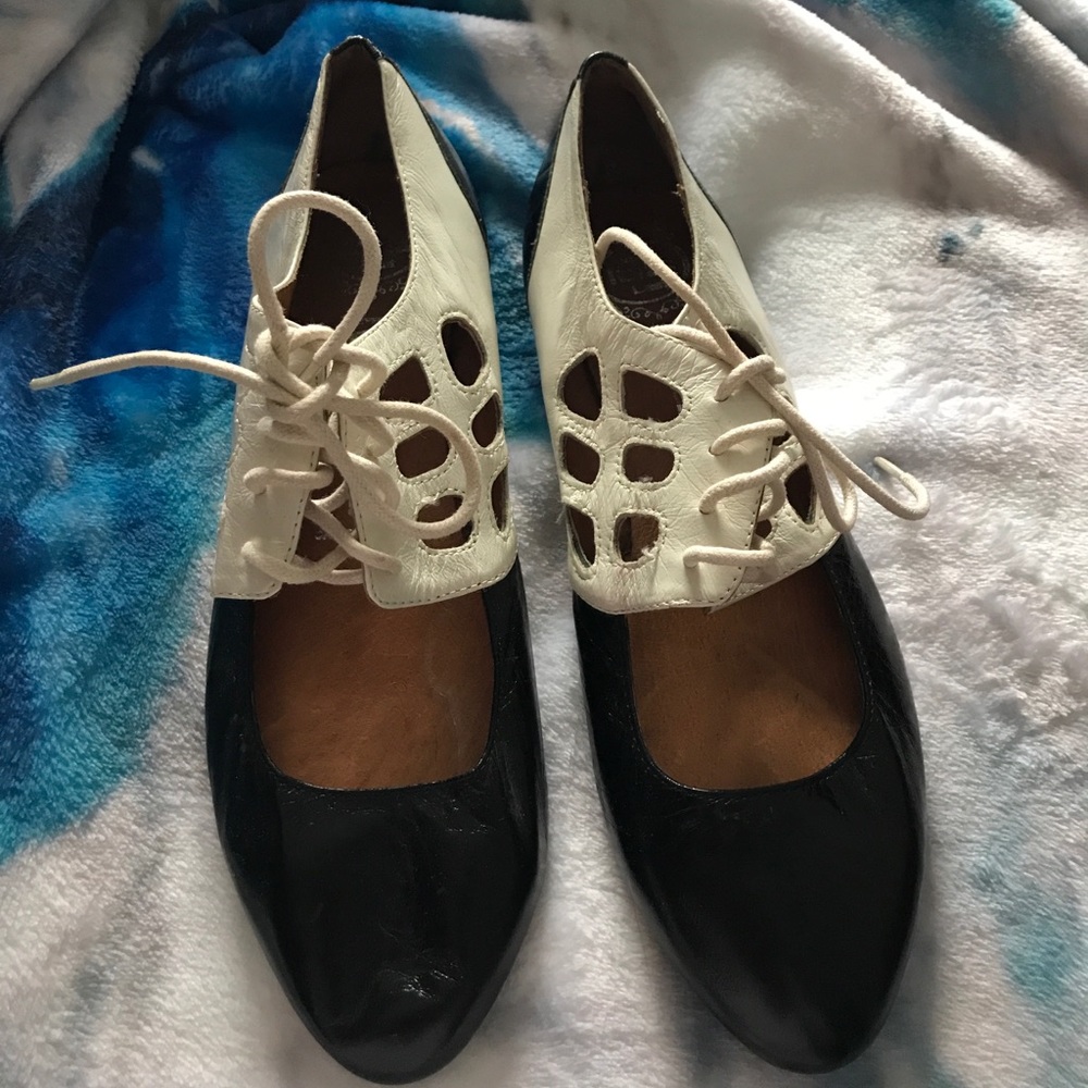 Jeffrey Campbell Black and White Tie Flats
