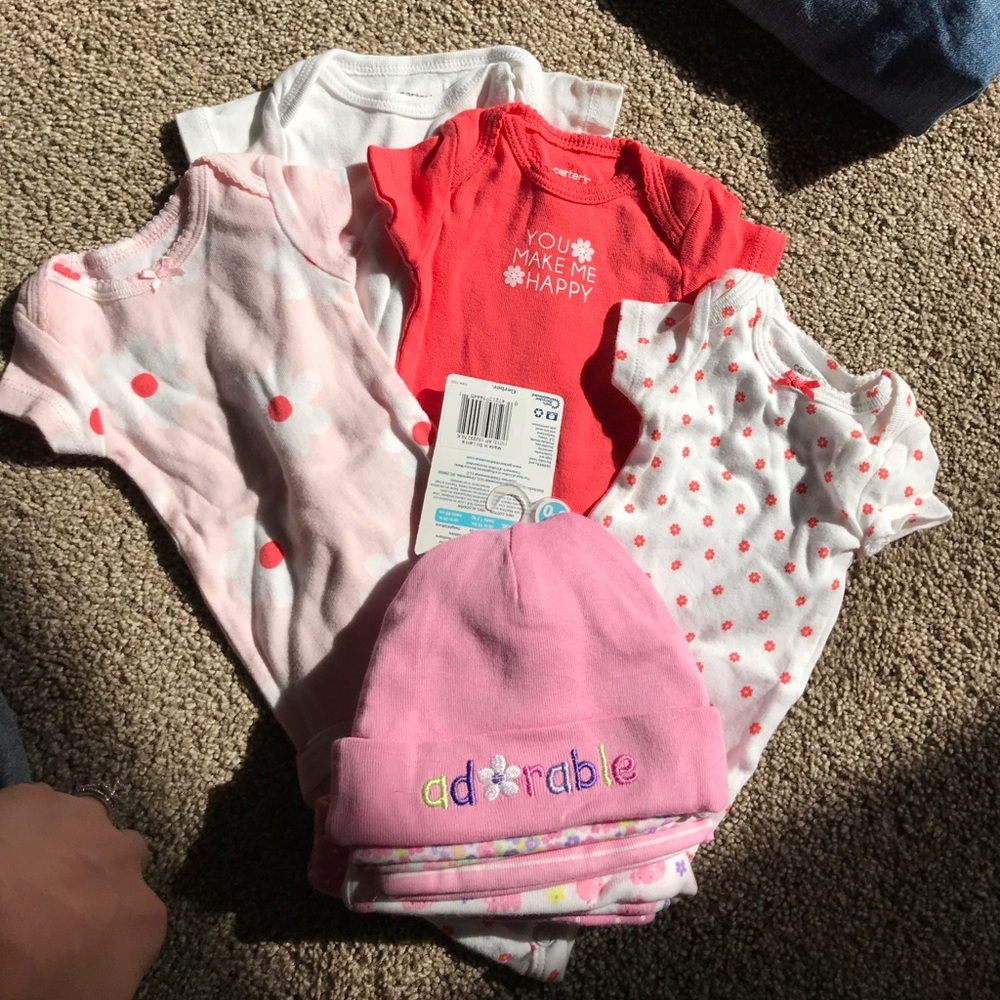 0-6 month caps (by Gerber) and newborn onesies