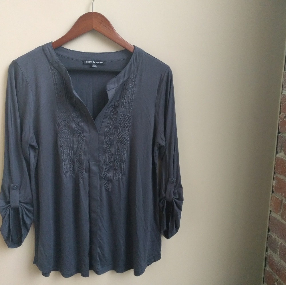 Cable & Gauge 3 Quarter Sleeve Shirt