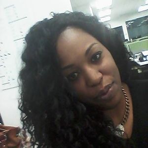 Meet your Posher, Monique