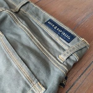 Rock & Republic Skinny Jeans