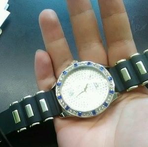 Meet your Posher, Nickolas