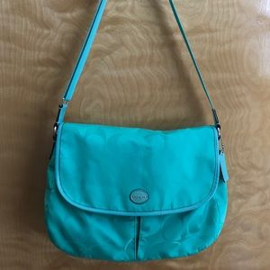 🎉ONE DAY SALE 🎉Coach signature messenger bag