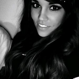 Meet your Posher, Danni