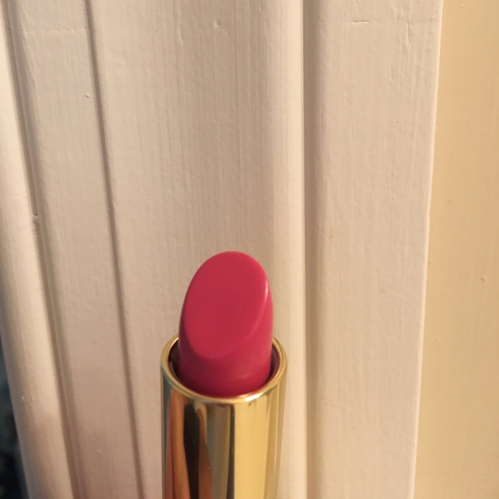 Estée Lauder pure color lipstick