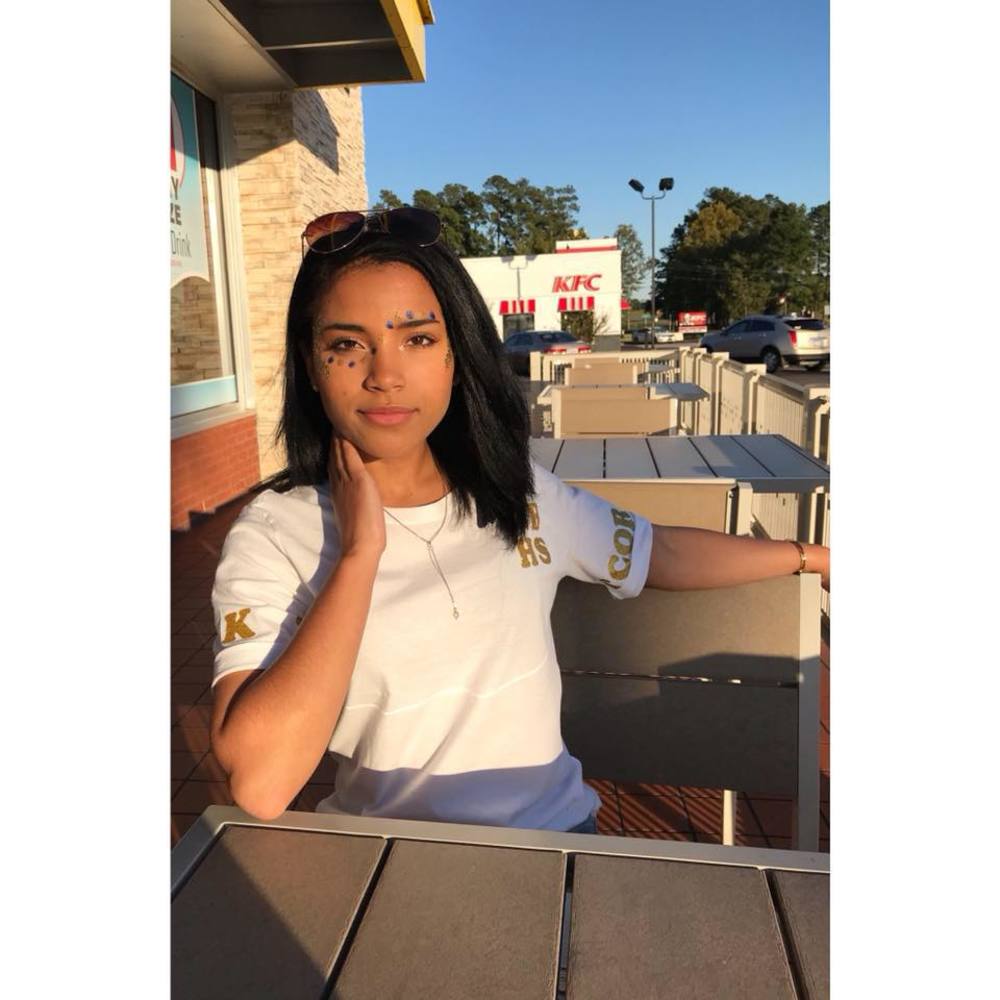 Meet your Posher, Katelyn