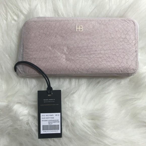 Hudson And Bleecker Smartphone Wallet - Picture 2 of 5