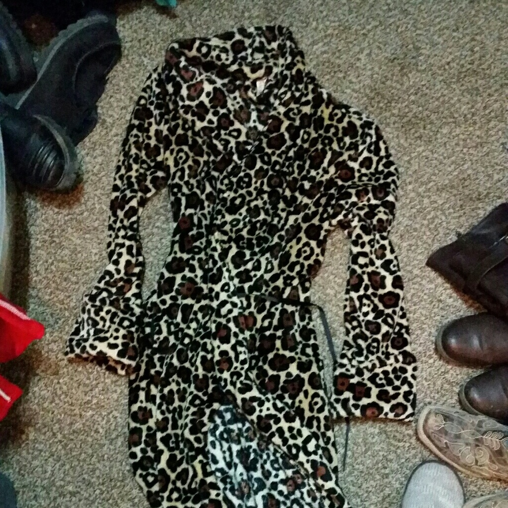 Long thick robe
