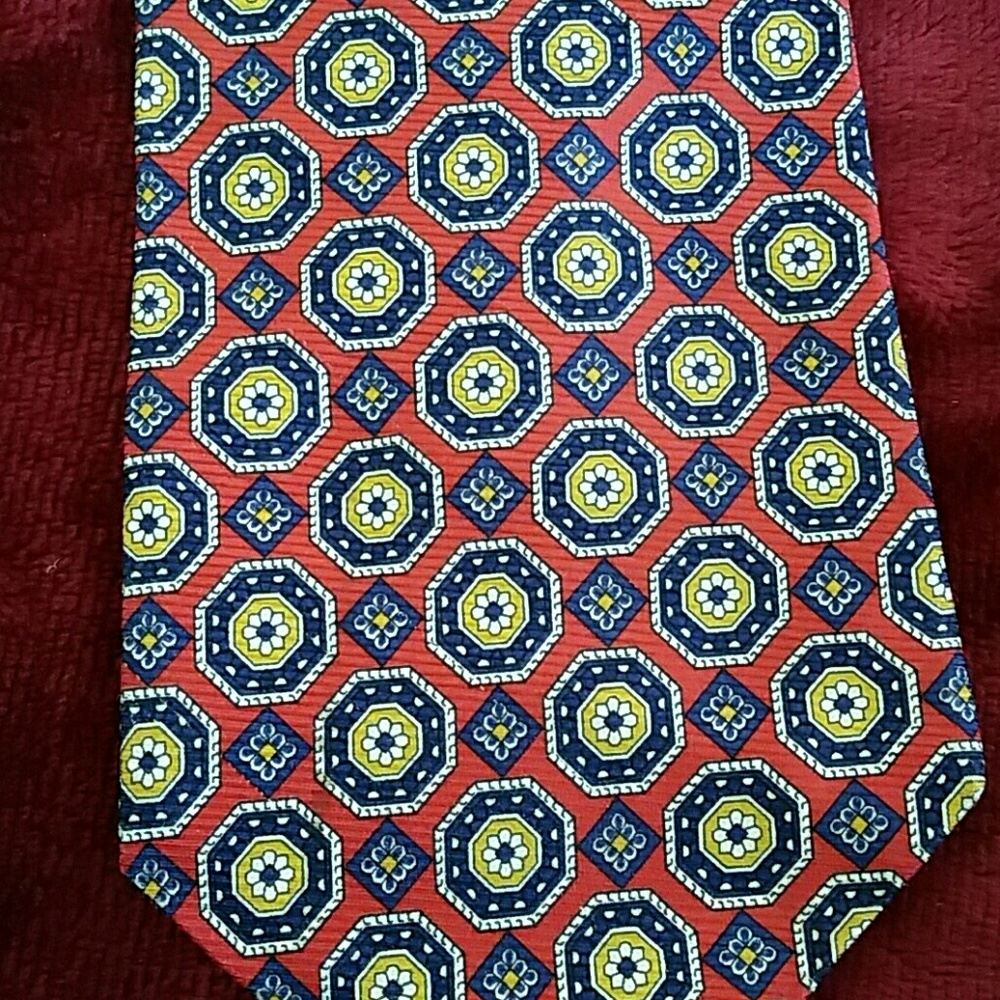 Brooks Brothers Makers View 2