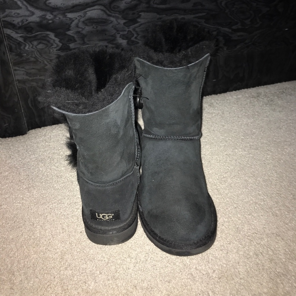 Women’s Bailey Button UGGS