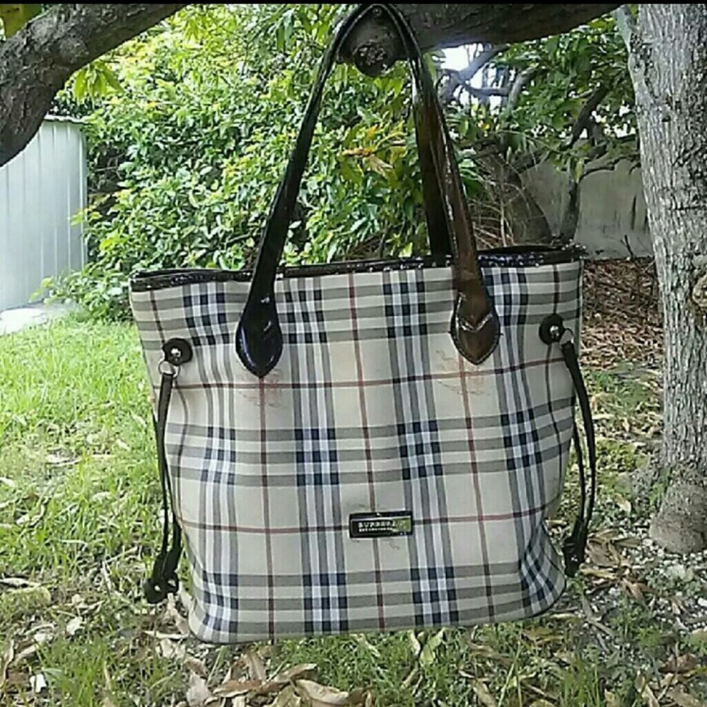 Authentic burberry tote bag