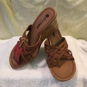Woman’s Tan Wedge Shoes