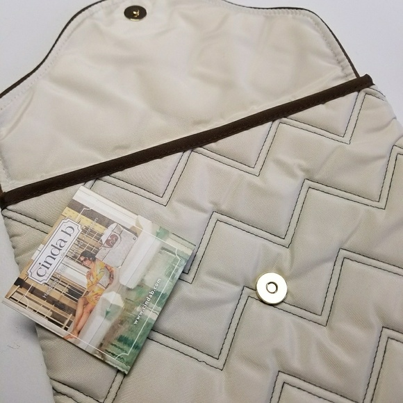 Cinda B Tablet Case - Picture 4 of 6