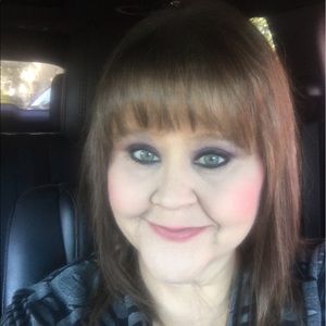 Meet your Posher, Tonya