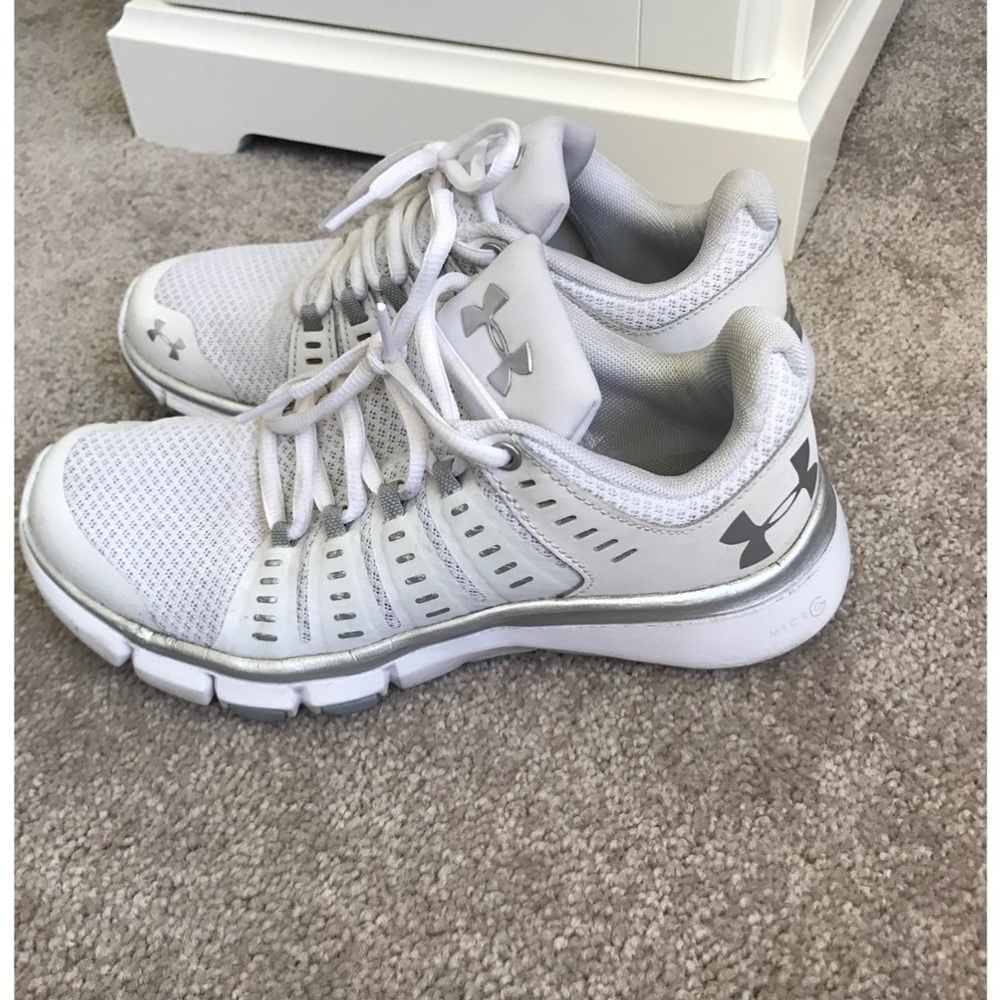 Under Armour Micro G Limitless TR 2 Size 6