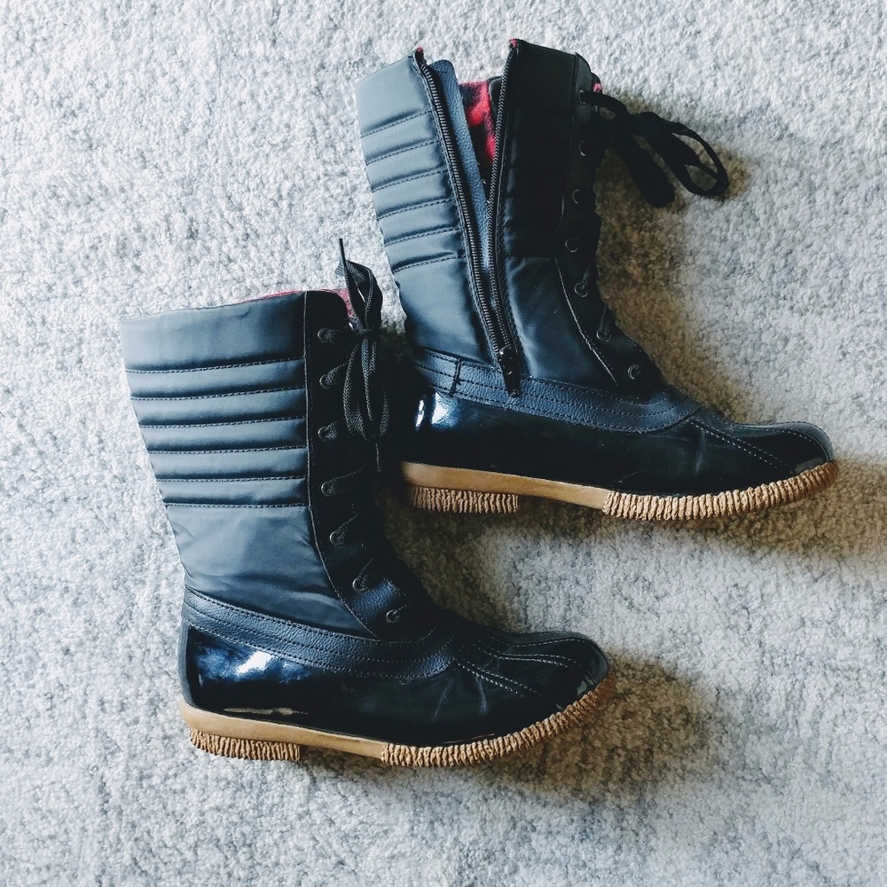 Black Flannel Size 8 Merona Boots ⛄