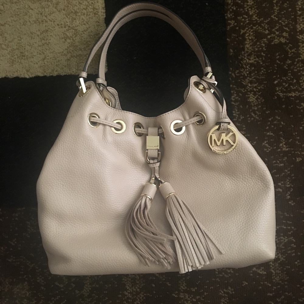 Cream Michael Kors shoulder bag