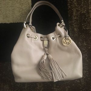 Cream Michael Kors shoulder bag