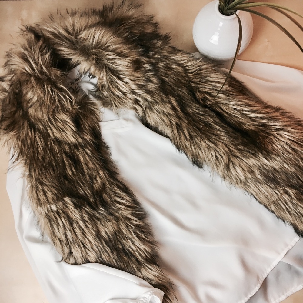 Fur vest 🐻 (animal lover pick)